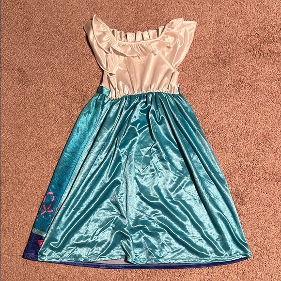 Disney Encanto Nightgown - Picture 3 of 3